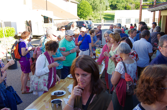 La buvette à la fête du livre de Roisey (Loire)